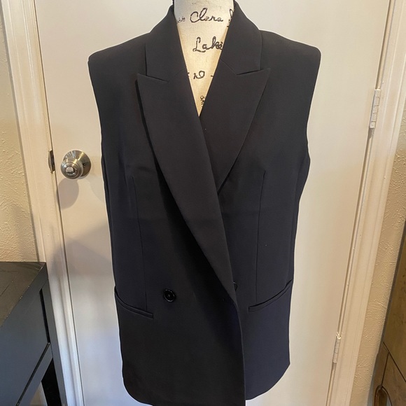 Sleeveless double breasted blazer - Picture 2 of 3